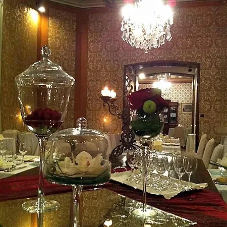 Relais Del Castello Di 4*