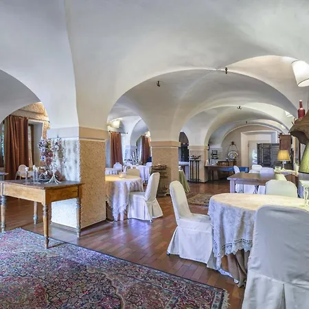 Relais Del Castello Di מלון
