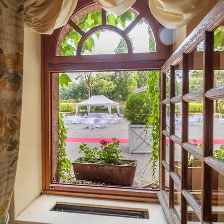 Relais Del Castello Di 4*