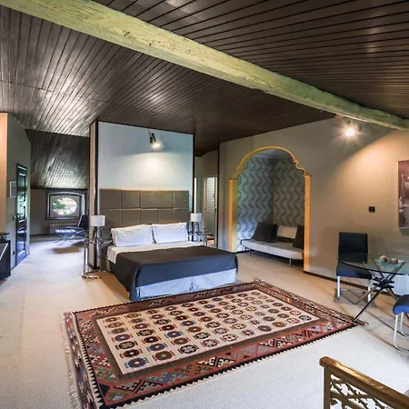 Relais Del Castello Di מלון 4*
