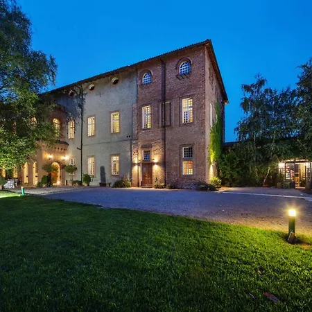 מלון Relais Del Castello Di Oviglio