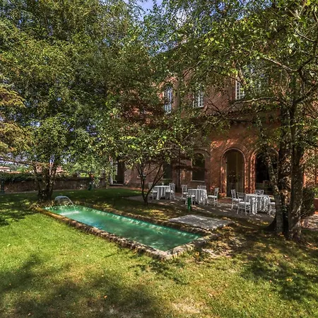 Relais Del Castello Di מלון 4*