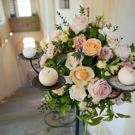 Relais Del Castello Di Hotel 4*